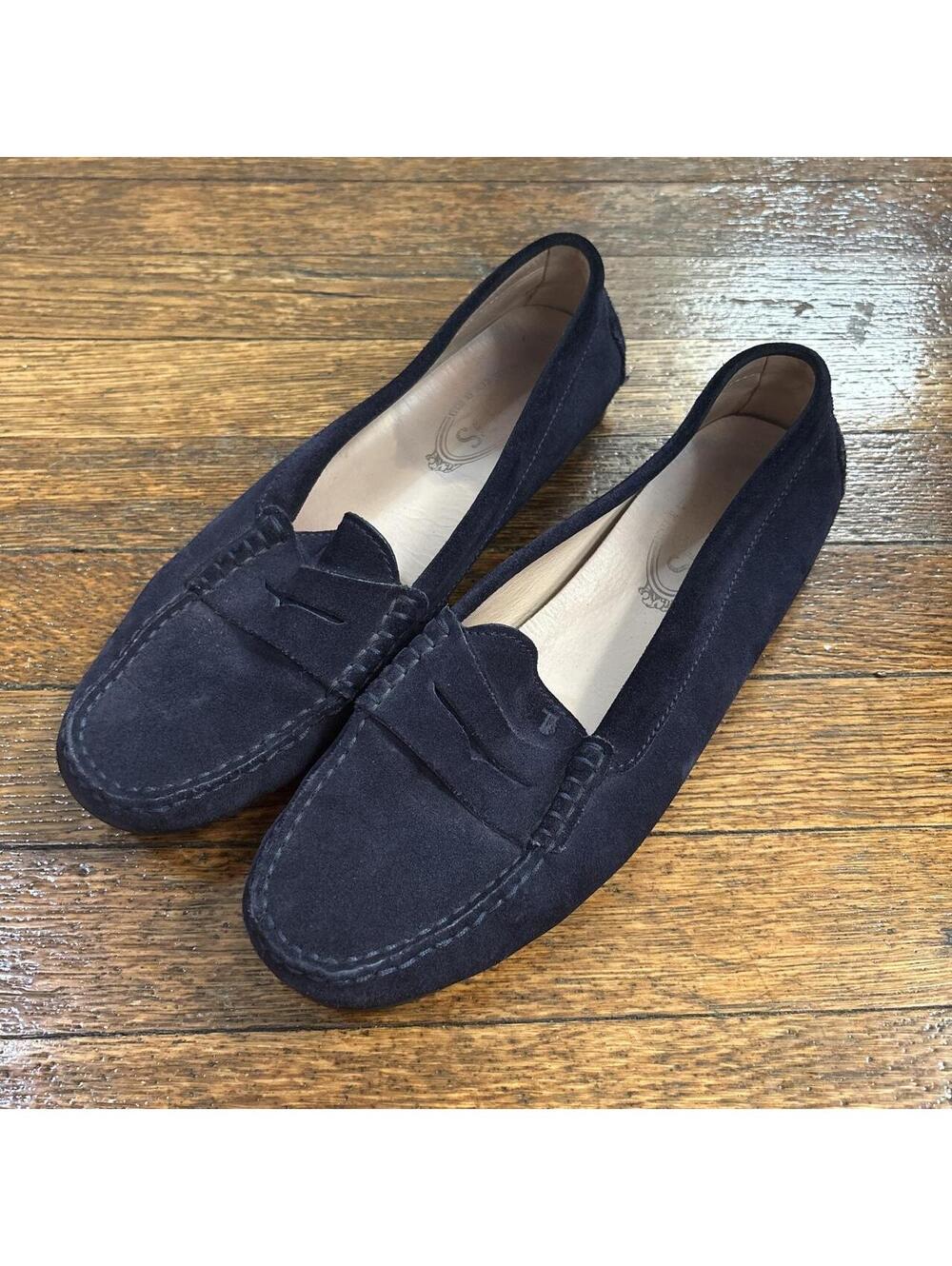 Tods Women's Navy and Blue Loafer